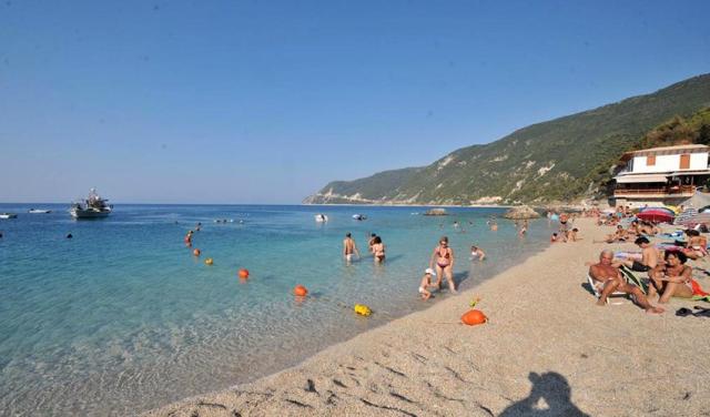 Agios-Nikitas-Hotel-14.jpg