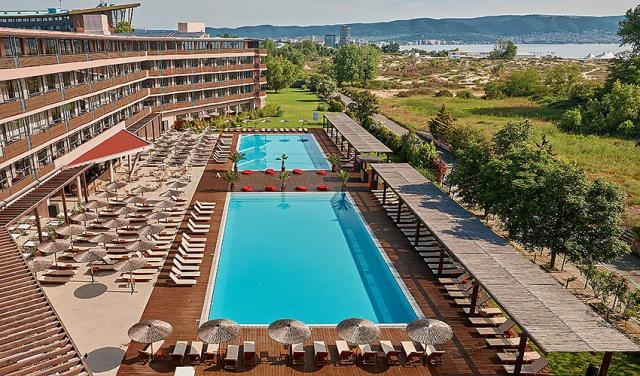 Sunny-Beach-Club-Hotel-2.jpg