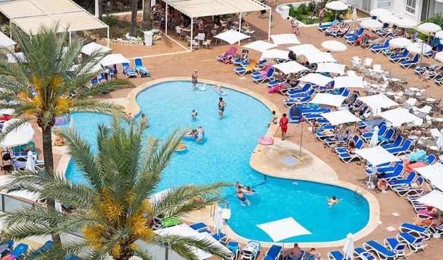 Hotel-Club-Coma-Playa-5.jpg