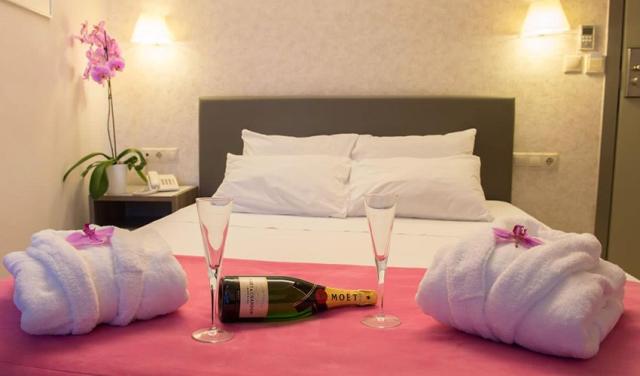 Astron-Hotel-162.jpg