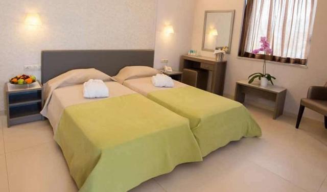 Astron-Hotel-281.jpg