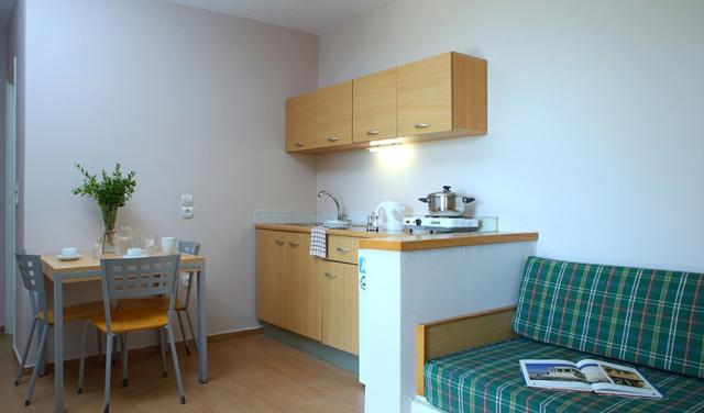 Scorpios-Hotel-15.jpg