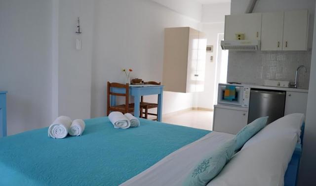 Ikonomakis-Apartments-15.jpg