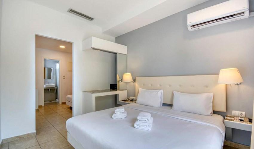 Astron-Hotel-35.jpg
