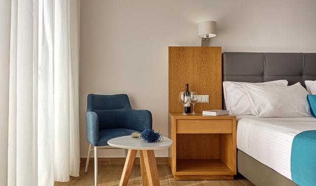 Cavo-Orient-Hotel-11.jpg