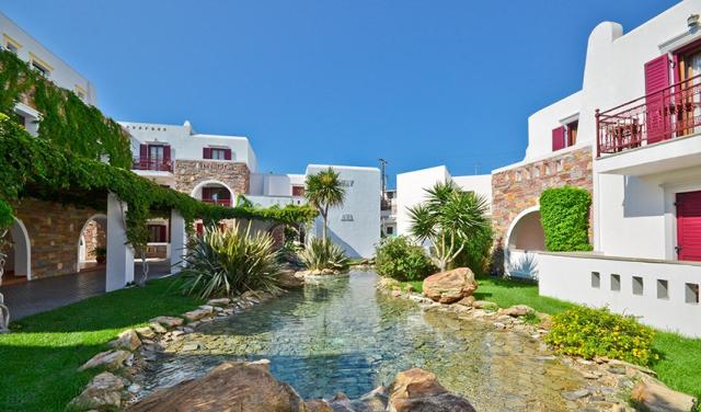 Naxos-Resort-3.jpg