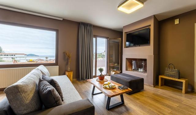 Skiathos-Avaton-Suites-19.jpg