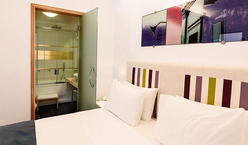 Le-mar-deluxe-hotel-spa-6.jpg