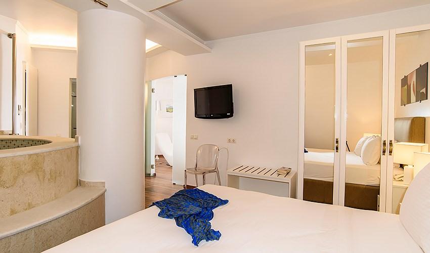 Le-mar-deluxe-hotel-spa-22.jpg