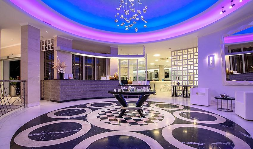 Le-mar-deluxe-hotel-spa-12.jpg