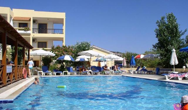 Summer-Memmories-Holiday-1.jpg