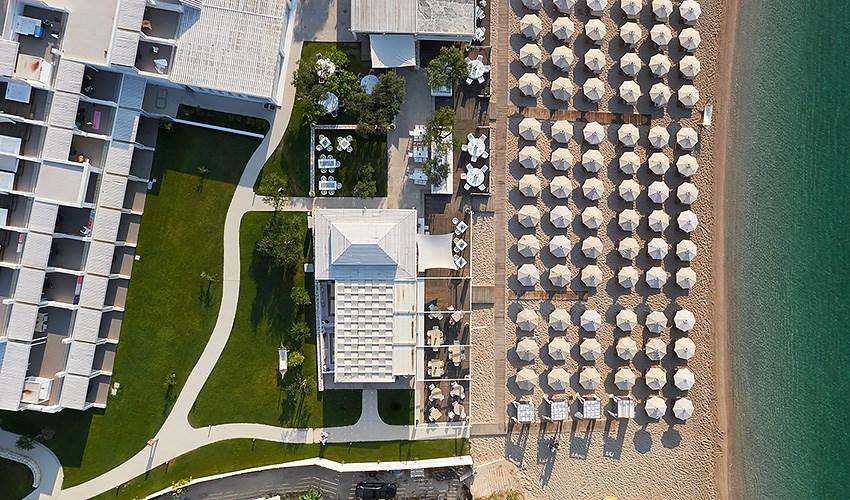 Lichnos Beach Hotel & Suites