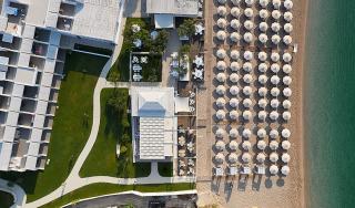 Lichnos Beach Hotel & Suites