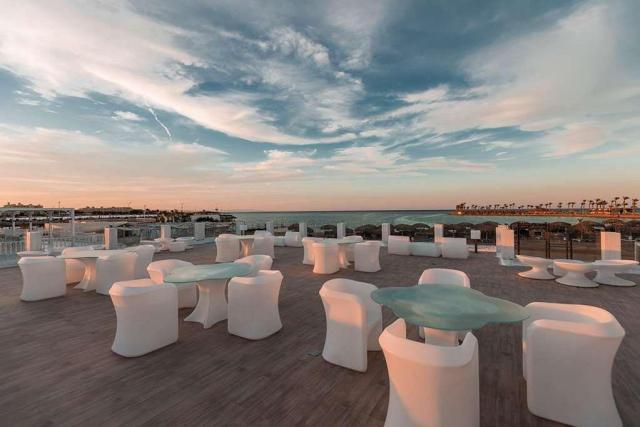Meraki Resort