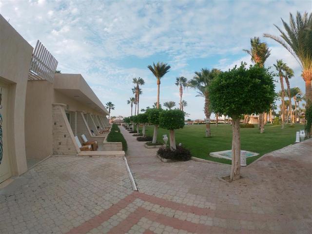 Meraki Resort