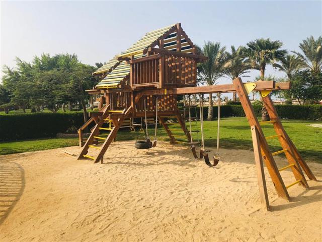 Desert Rose Resort