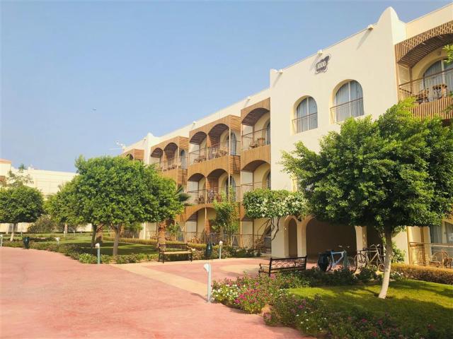 Desert Rose Resort