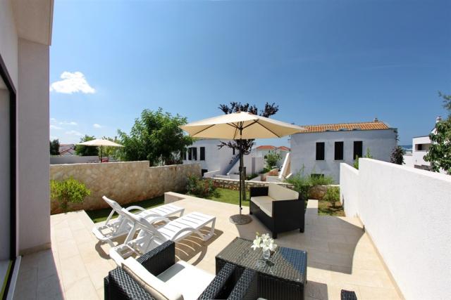 Sunnyside Apartments Petrčane