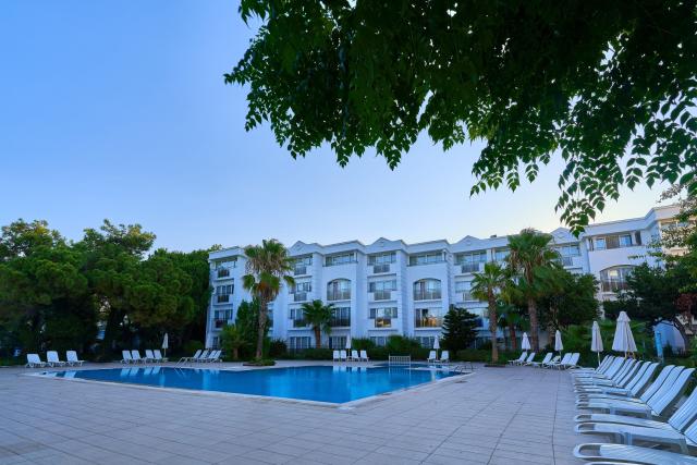 MAYA GOLF HOTEL