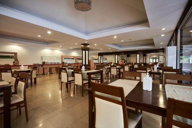 MAYA GOLF HOTEL