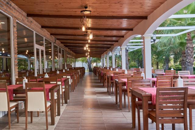 MAYA GOLF HOTEL