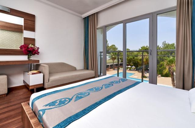 MAYA GOLF HOTEL