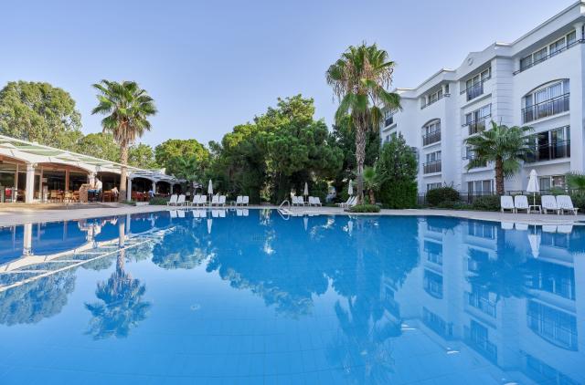 MAYA GOLF HOTEL