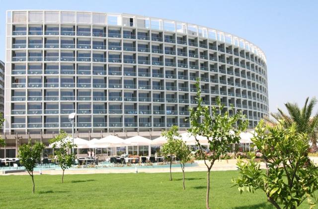 Crystal Centro